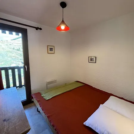 Apartment Confort 3 Pieces Skis Aux Pieds, Balcon, 6 Personnes - En Oisans - Fr-1-297-27 Auris